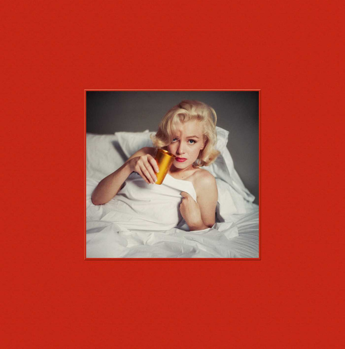 Essential Marilyn Monroe - The Negligee Print: Milton H. Greene: 50 Sessions