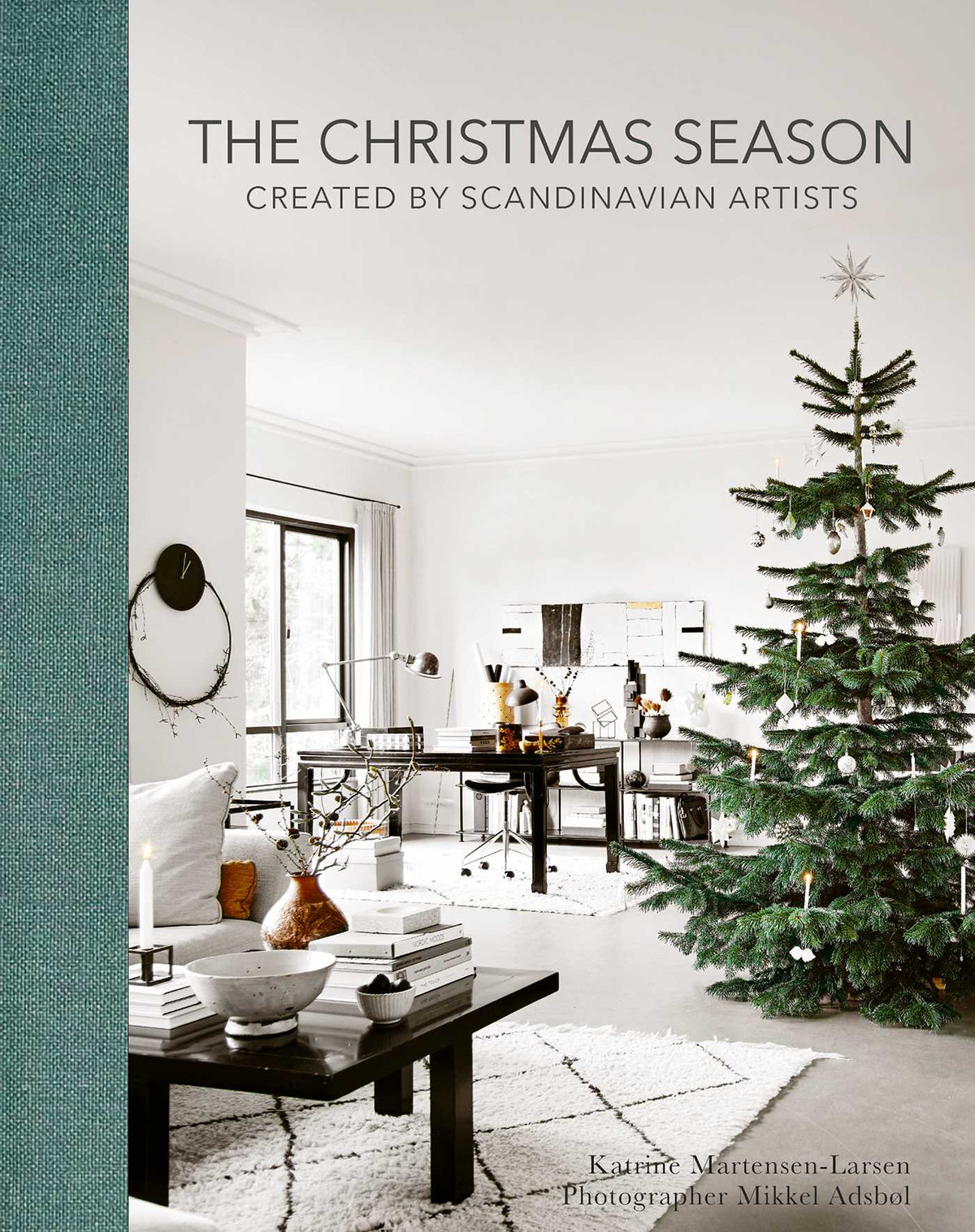 Christmas Season: Created by Scandinavian Artists