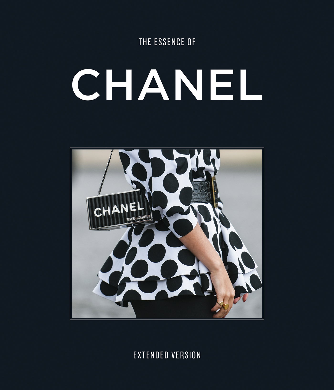 Essence of Chanel: Extended Edition